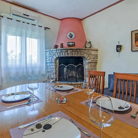 1 Bedroom Cozy In شقة Valtura