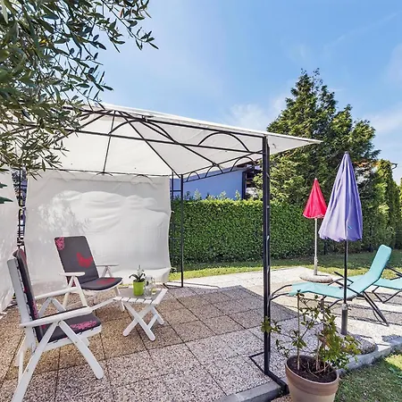 Apartmán 1 Bedroom Beautiful In *